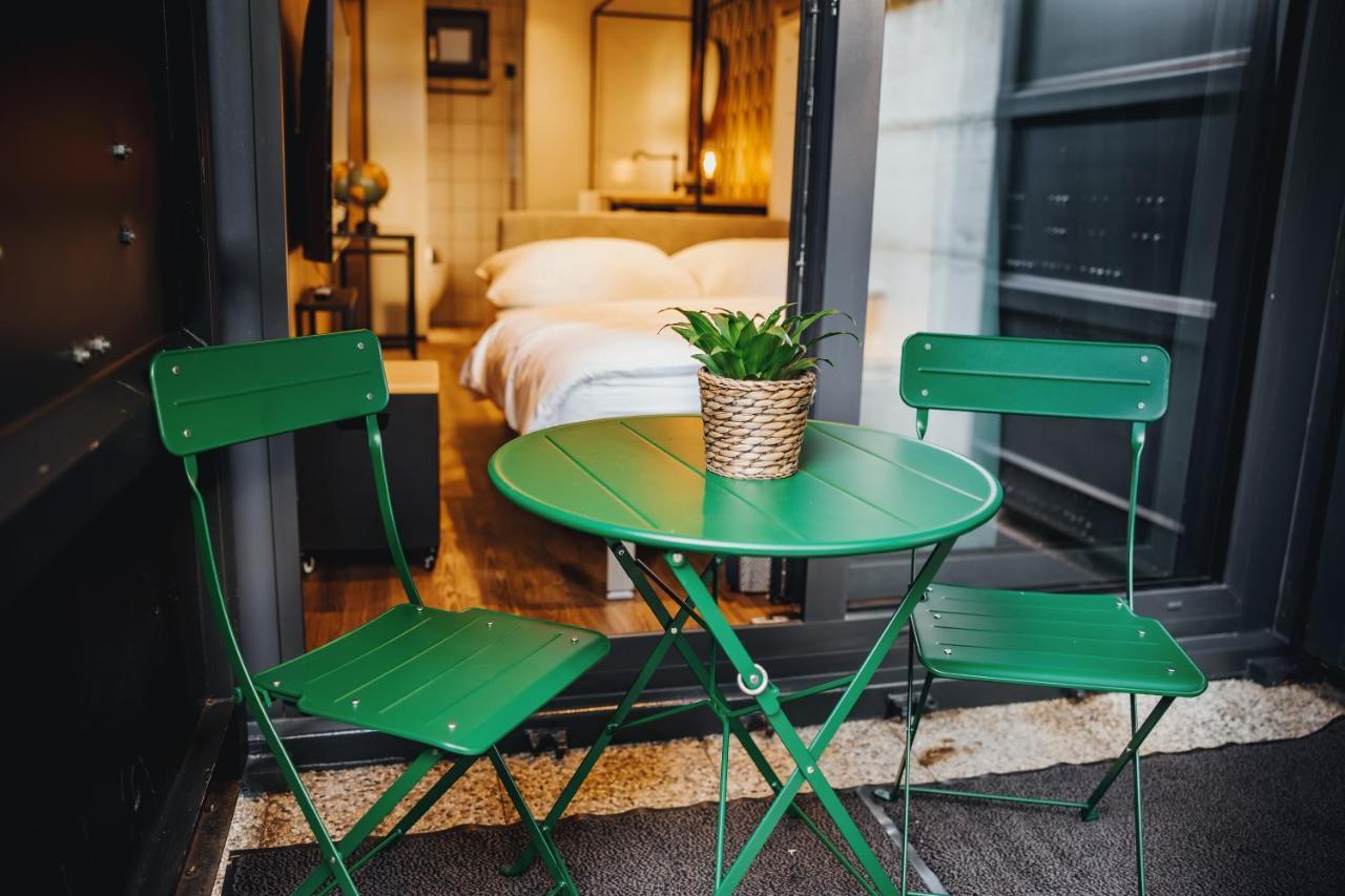City Glamping By One66 Hotel ลูบลิยานา ภายนอก รูปภาพ