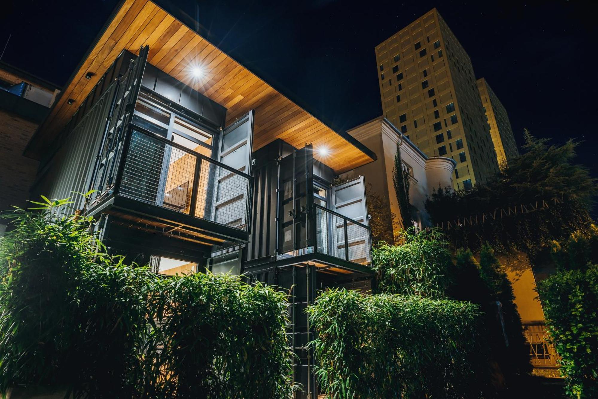 City Glamping By One66 Hotel ลูบลิยานา ภายนอก รูปภาพ